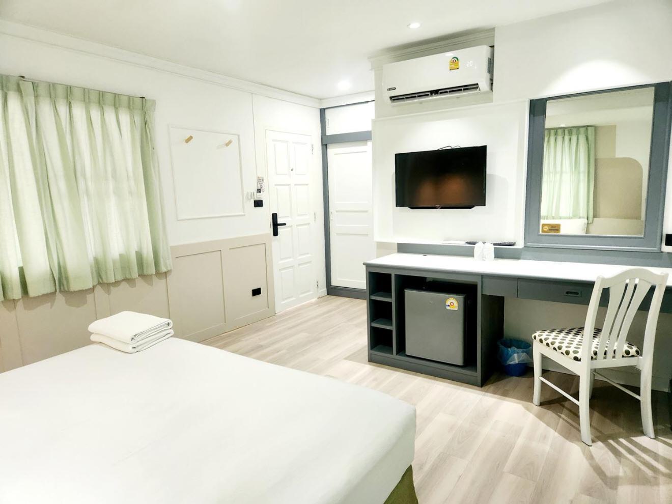 Seatel Phuket, Patong Beach Eksteriør billede