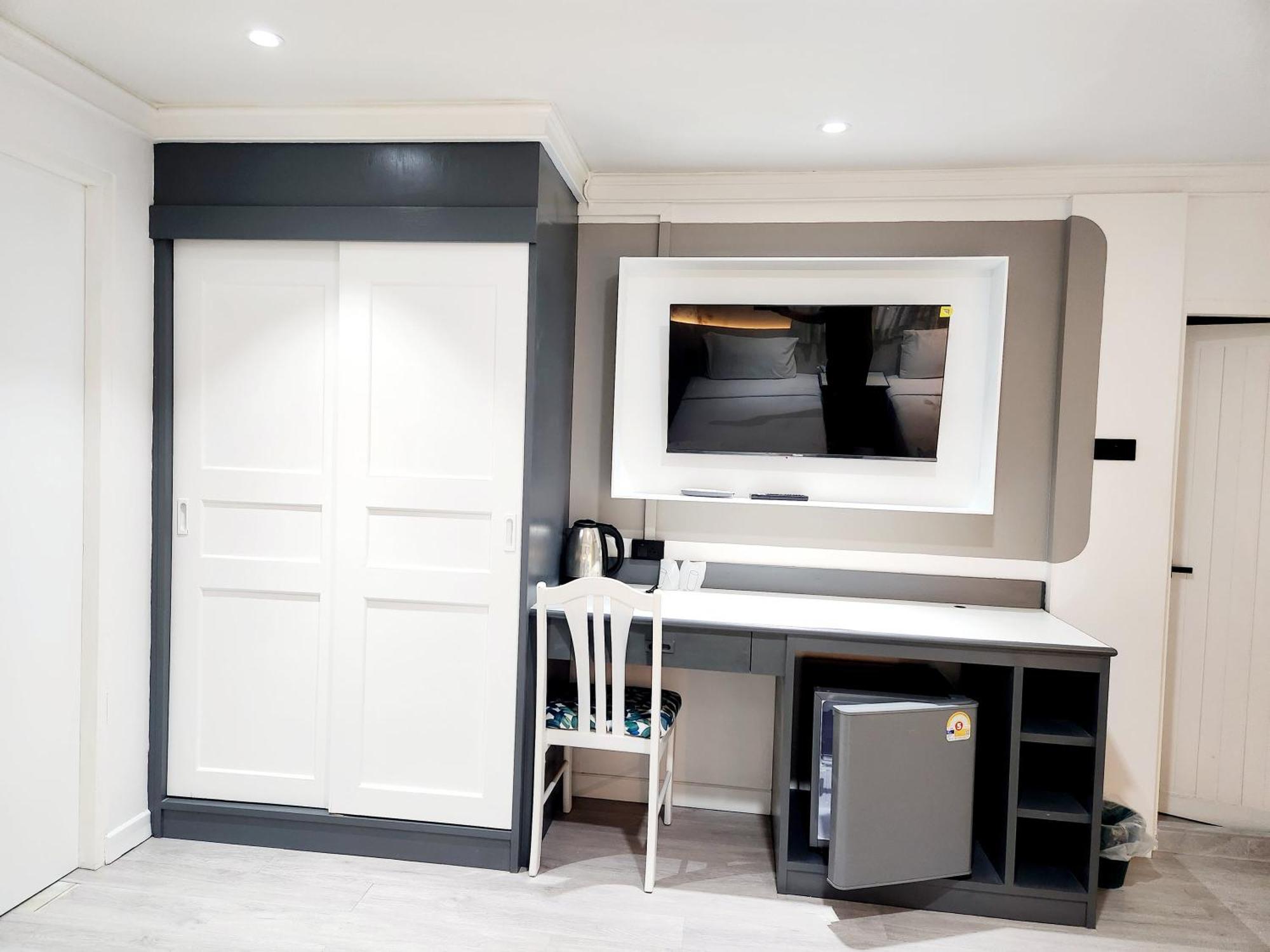 Seatel Phuket, Patong Beach Eksteriør billede