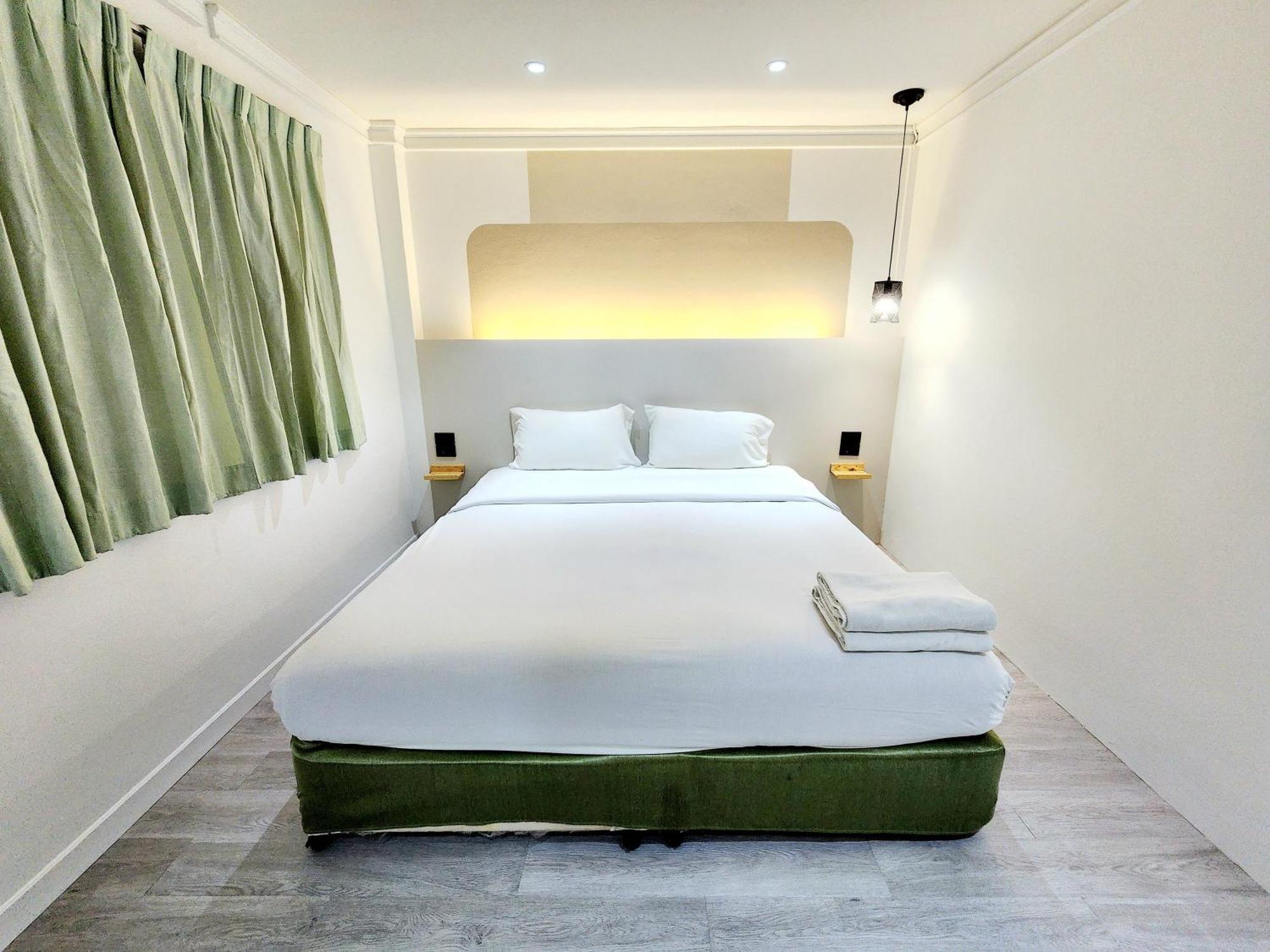 Seatel Phuket, Patong Beach Eksteriør billede