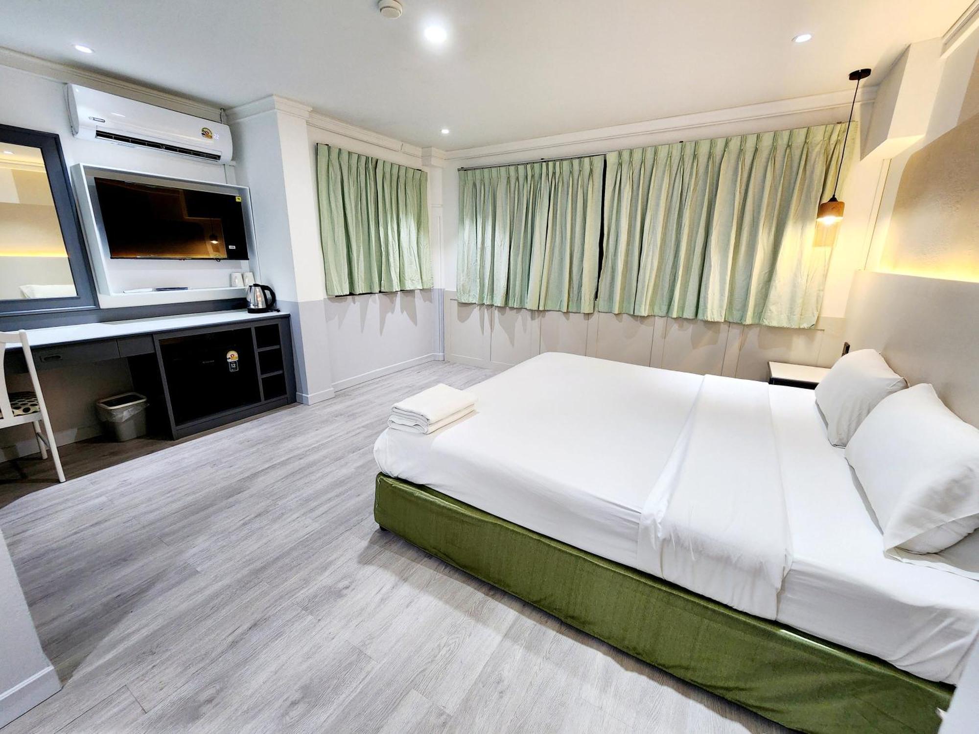 Seatel Phuket, Patong Beach Eksteriør billede