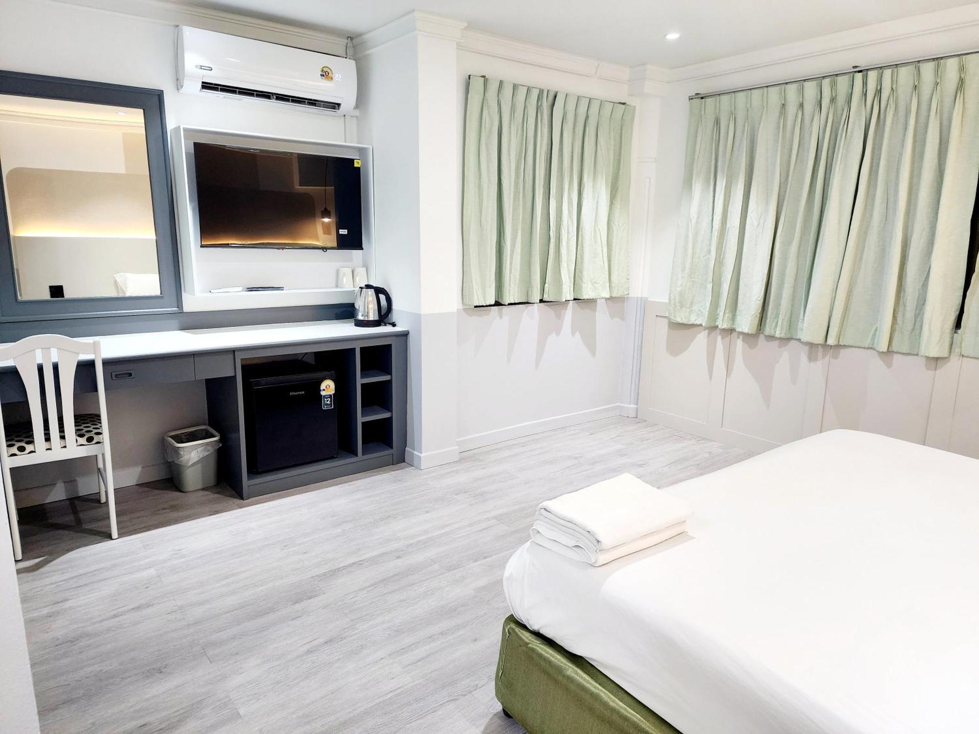 Seatel Phuket, Patong Beach Eksteriør billede
