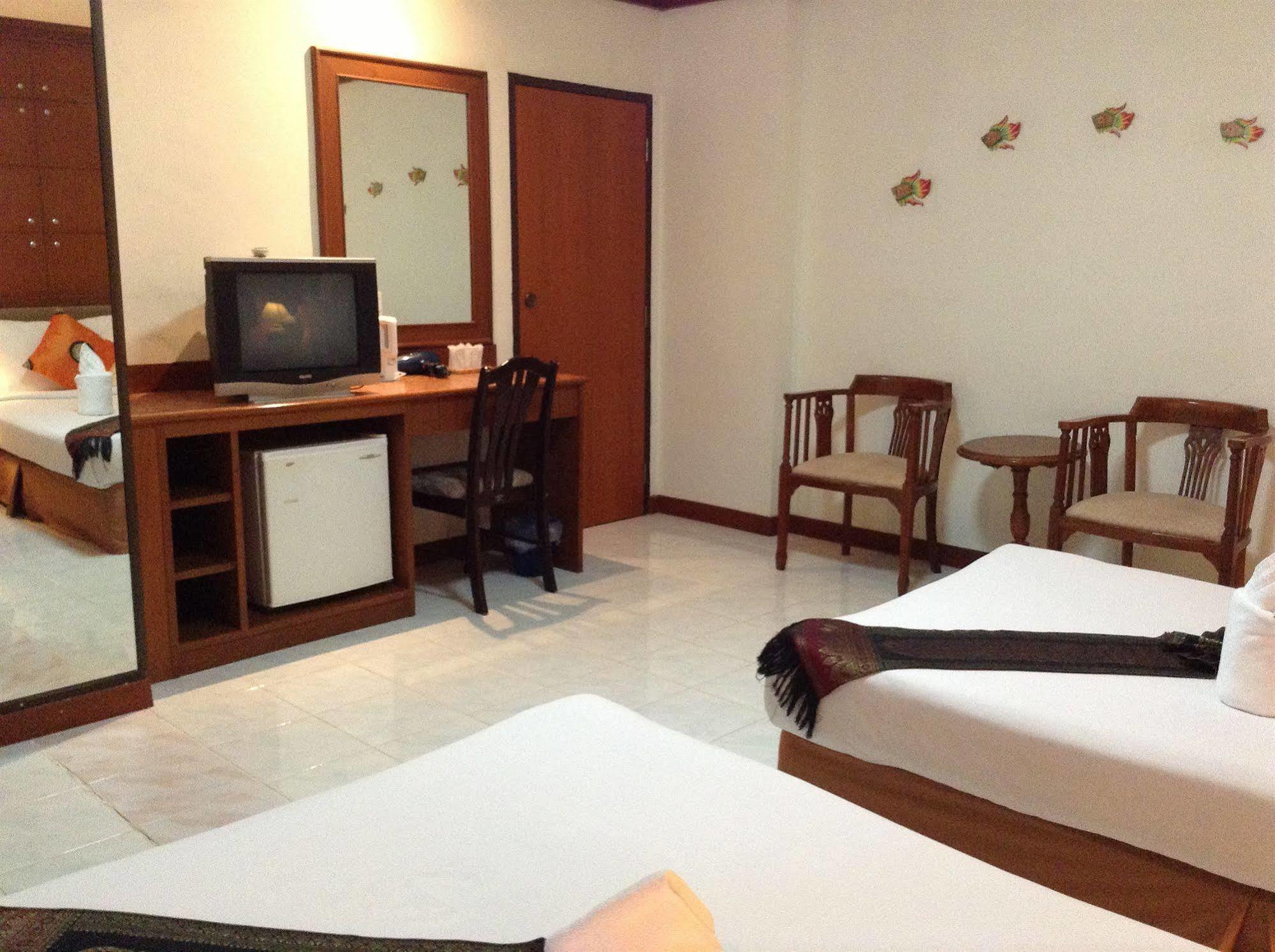 Seatel Phuket, Patong Beach Eksteriør billede